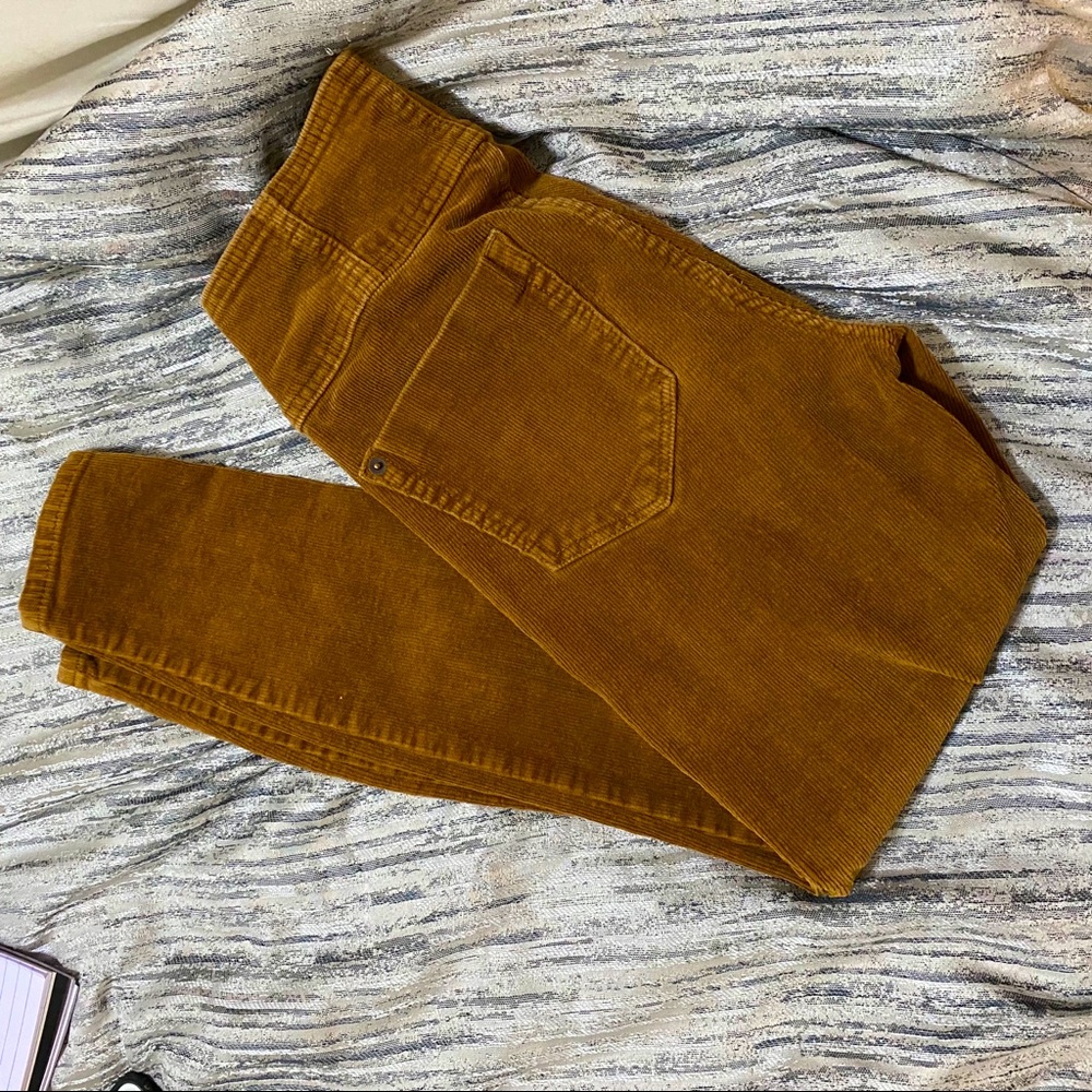 Brown khaki pants high rise